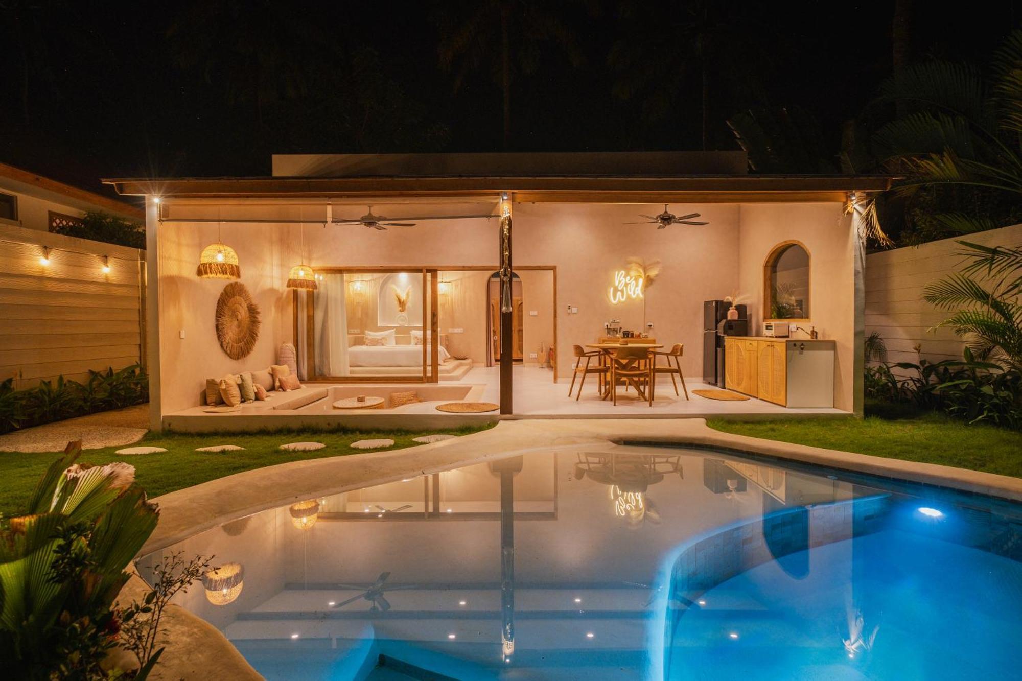 Gili Boho Villas - Aesthetic Private Pool Villas กีลีตราวางัน ภายนอก รูปภาพ