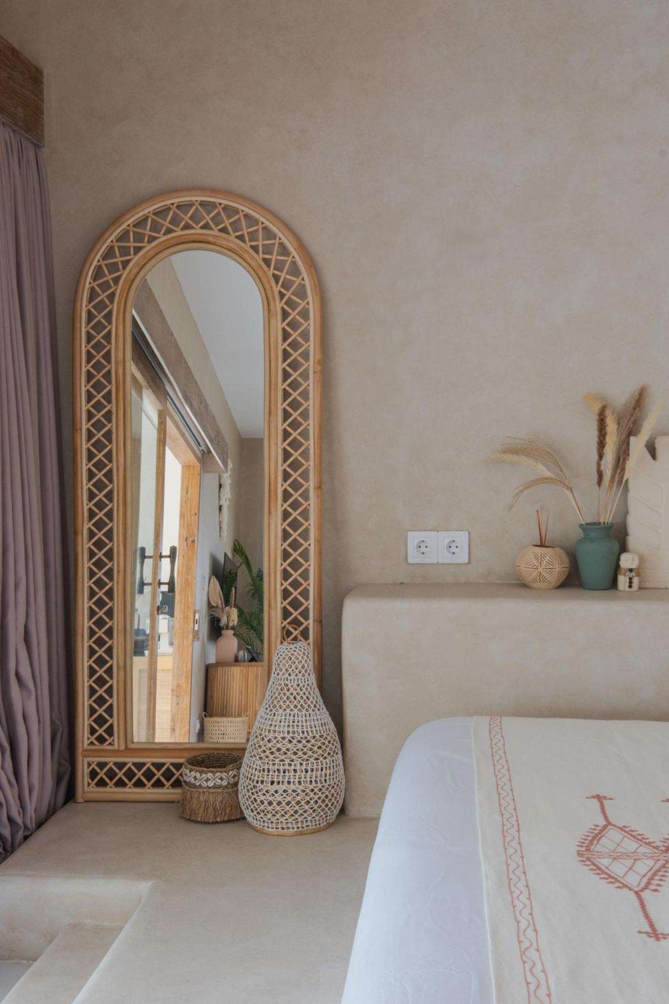 Gili Boho Villas - Aesthetic Private Pool Villas กีลีตราวางัน ภายนอก รูปภาพ